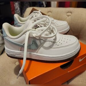 Nike Air Force 1 Low LV8Indigo